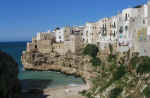 Polignano.jpg (82957 byte)